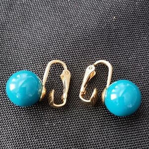 VTG  Gold and Blue  Costume Earrings